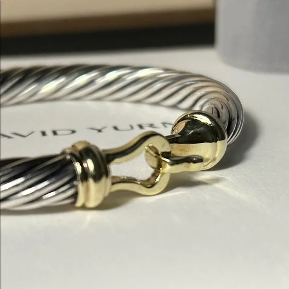 David Yurman Buckle Classic Cable Bracelet, 7mm - Picture 5 of 10